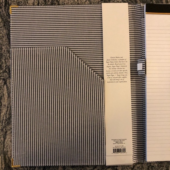 Sugar Paper Los Angeles for Target Black Padfolio - Picture 10 of 12